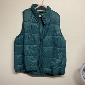 Xersion Dark Green Packable Vest